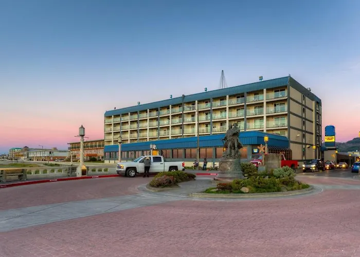 Promenade Inn & Suites Oceanfront